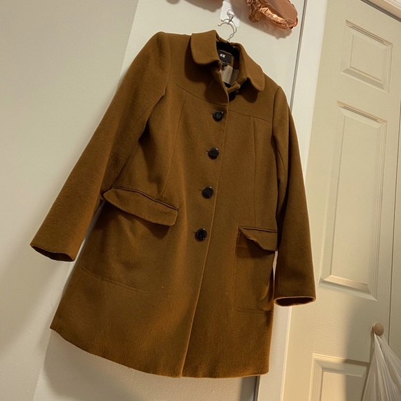 Mint Condition Tan Pea Coat - Picture 1 of 3
